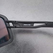 Cargar imagen en el visor de la galería, Salice 022 RWX - Black / Gold Mirror / Adaptive