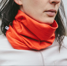Cargar imagen en el visor de la galería, Isadore Merino Neck Warmer