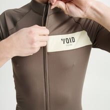 Cargar imagen en el visor de la galería, VOID Core Jersey - Dark Khaki