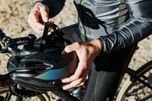 Cargar imagen en el visor de la galería, Isadore x HJC Ibex 2.0