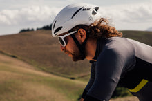 Cargar imagen en el visor de la galería, Isadore x HJC Furion 2.0