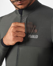 Cargar imagen en el visor de la galería, PEdALED Odyssey Cargo Long Sleeve Jersey - Grey Ink