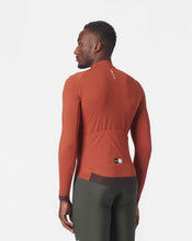 Cargar imagen en el visor de la galería, PEdALED Essential Long Sleeve Jersey - Burnt Henna