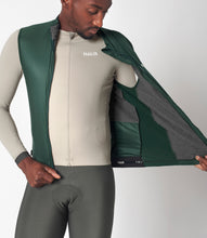 Cargar imagen en el visor de la galería, PEdALED Essential Alpha Insulated Vest - Dark Green