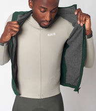 Cargar imagen en el visor de la galería, PEdALED Essential Alpha Insulated Vest - Dark Green