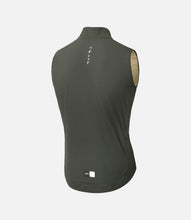 Cargar imagen en el visor de la galería, PEdALED Odyssey Waterproof Vest - Grey Ink