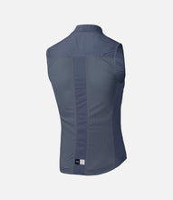 Cargar imagen en el visor de la galería, PEdALED Mirai Windproof Vest - Dark Navy