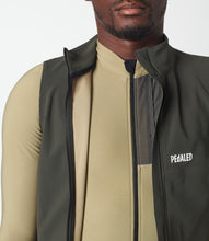 Cargar imagen en el visor de la galería, PEdALED Odyssey Waterproof Vest - Grey Ink