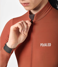 Cargar imagen en el visor de la galería, PEdALED Women's Essential Long Sleeve Jersey - Burnt Henna