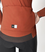 Cargar imagen en el visor de la galería, PEdALED Women's Essential Long Sleeve Jersey - Burnt Henna