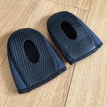 Cargar imagen en el visor de la galería, VOID Toe Covers (Punteros)
