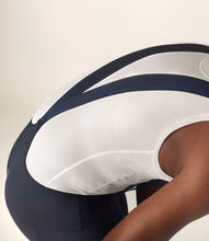 Cargar imagen en el visor de la galería, PEdALED Mirai Lightweight Bib Shorts - Dark Navy
