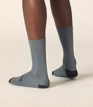 Cargar imagen en el visor de la galería, PEdALED Mirai Logo Socks - Dark Slate
